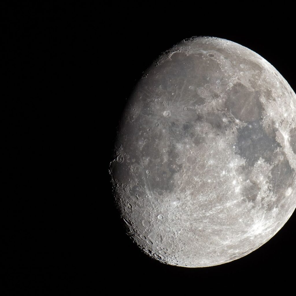 moon 3